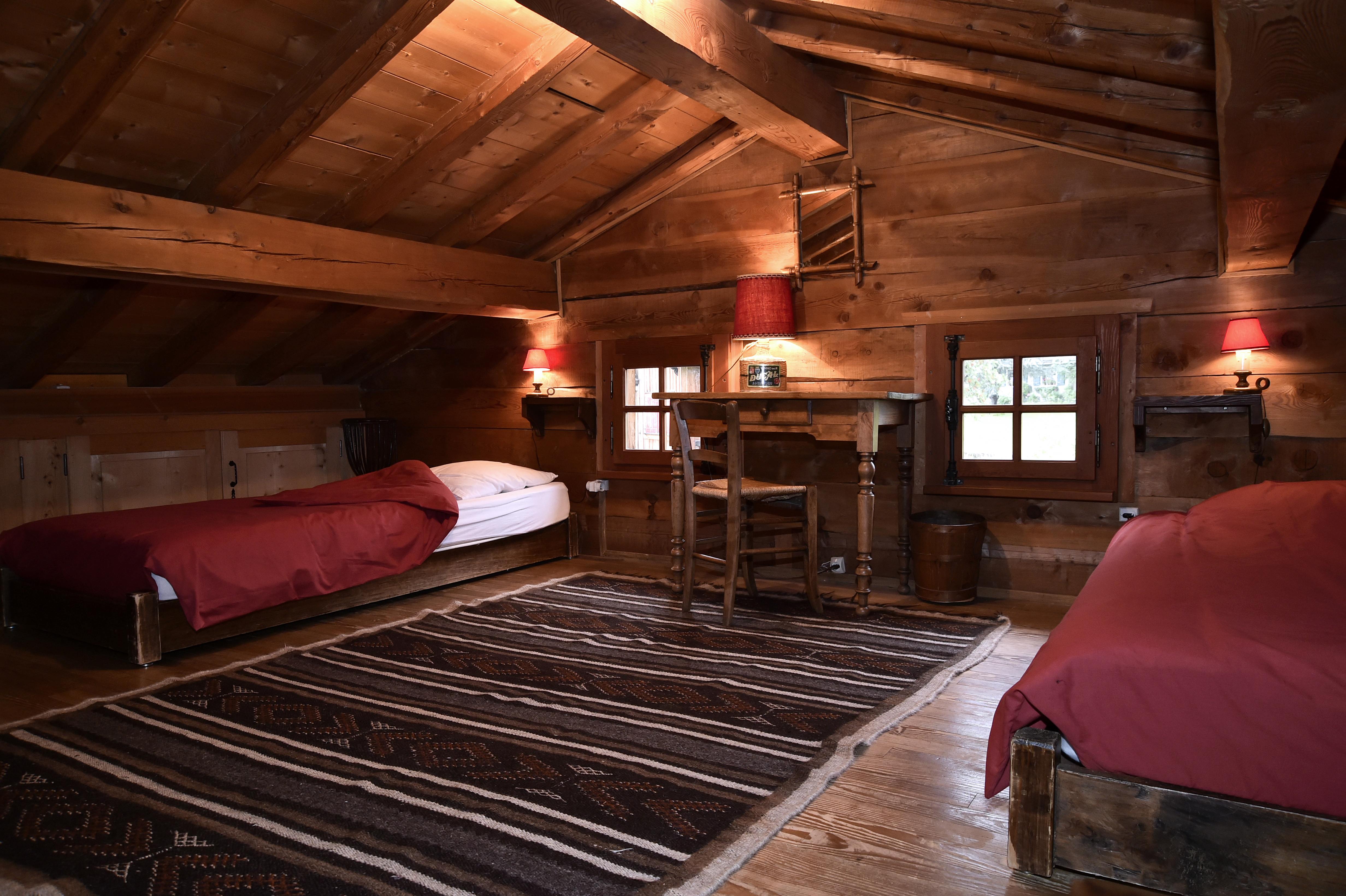 Chambre N°5 en mezzanine